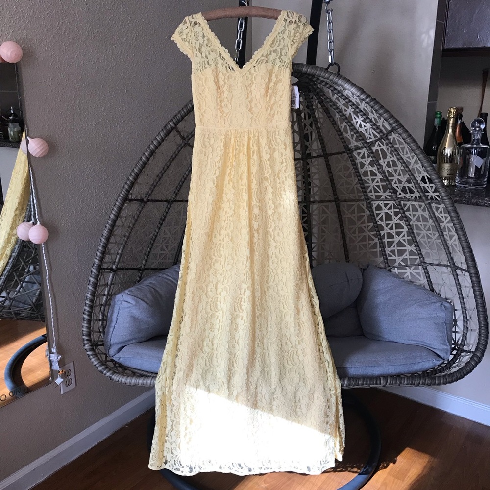 David Bridal Long Cap Sleeve Lace Dress - Canary